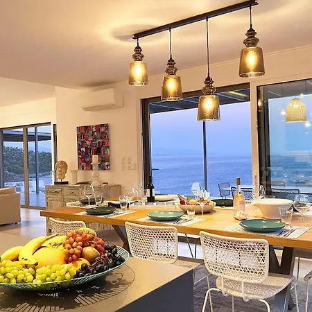 Dreamscape Oneiro - Your Gateway To Seaside Villa *