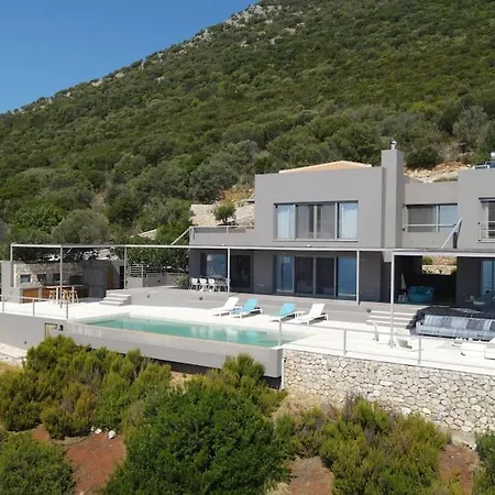 Villa Dreamscape Oneiro - Your Gateway To Seaside *