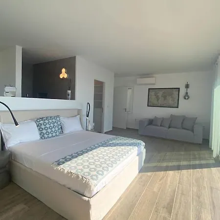 Dreamscape Oneiro - Your Gateway To Seaside Villa Evgiros