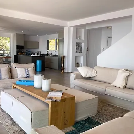 Villa Oneiro Exclusive Escape With Private Pontoon & Luxe Amenities Vilă Evgiros