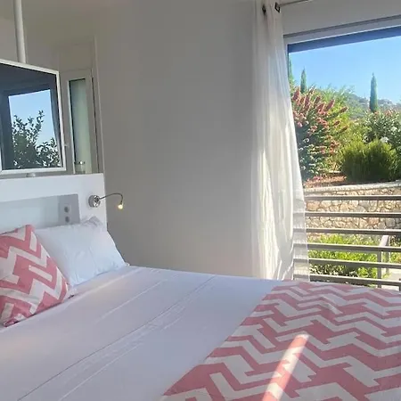 Villa Dreamscape Oneiro - Your Gateway To Seaside *