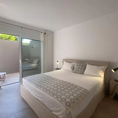Villa Oneiro Exclusive Escape With Private Pontoon & Luxe Amenities Evgiros