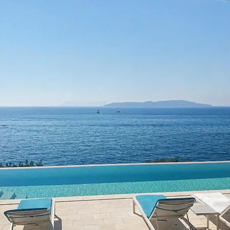 Oneiro Exklusive Auszeit Mit Privatsteg Und Luxusausstattung *