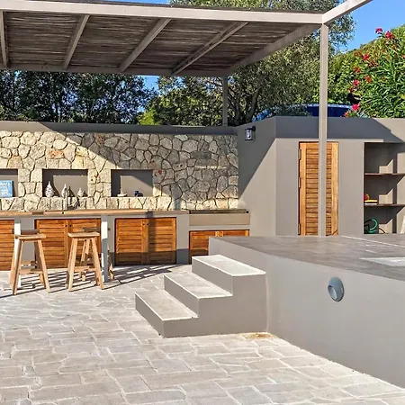 Oneiro Exclusive Escape With Private Pontoon & Luxe Amenities