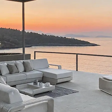 Oneiro Exclusive Escape With Private Pontoon & Luxe Amenities Villa