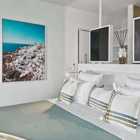 Oneiro Exclusive Escape With Private Pontoon & Luxe Amenities Evgiros