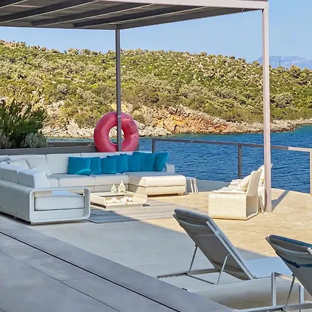 Oneiro Exclusive Escape With Private Pontoon & Luxe Amenities