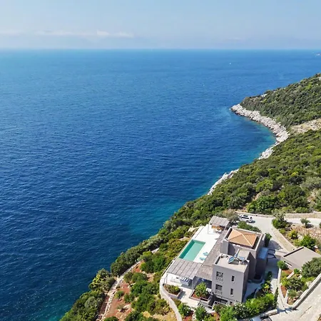 Oneiro Exclusive Escape With Private Pontoon & Luxe Amenities * Evgiros