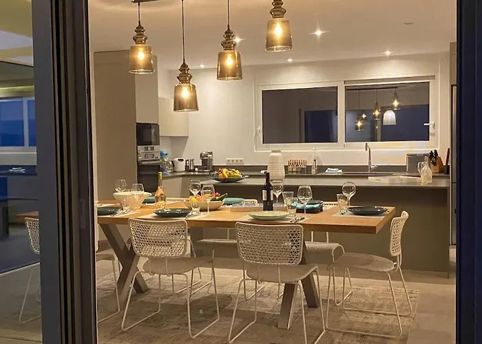 Dreamscape Oneiro - Your Gateway To Seaside 빌라